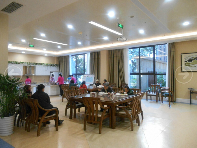 金域陽光養(yǎng)護(hù)院（臺(tái)灣敏盛長(zhǎng)輩照護(hù)中心）