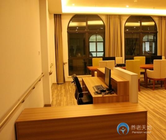 宜昌葛洲壩頤福樂(lè)園養(yǎng)老公寓