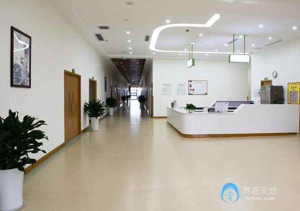 重慶合展守護者老年護養(yǎng)中心（春暉路街道社區(qū)養(yǎng)老服務中心）