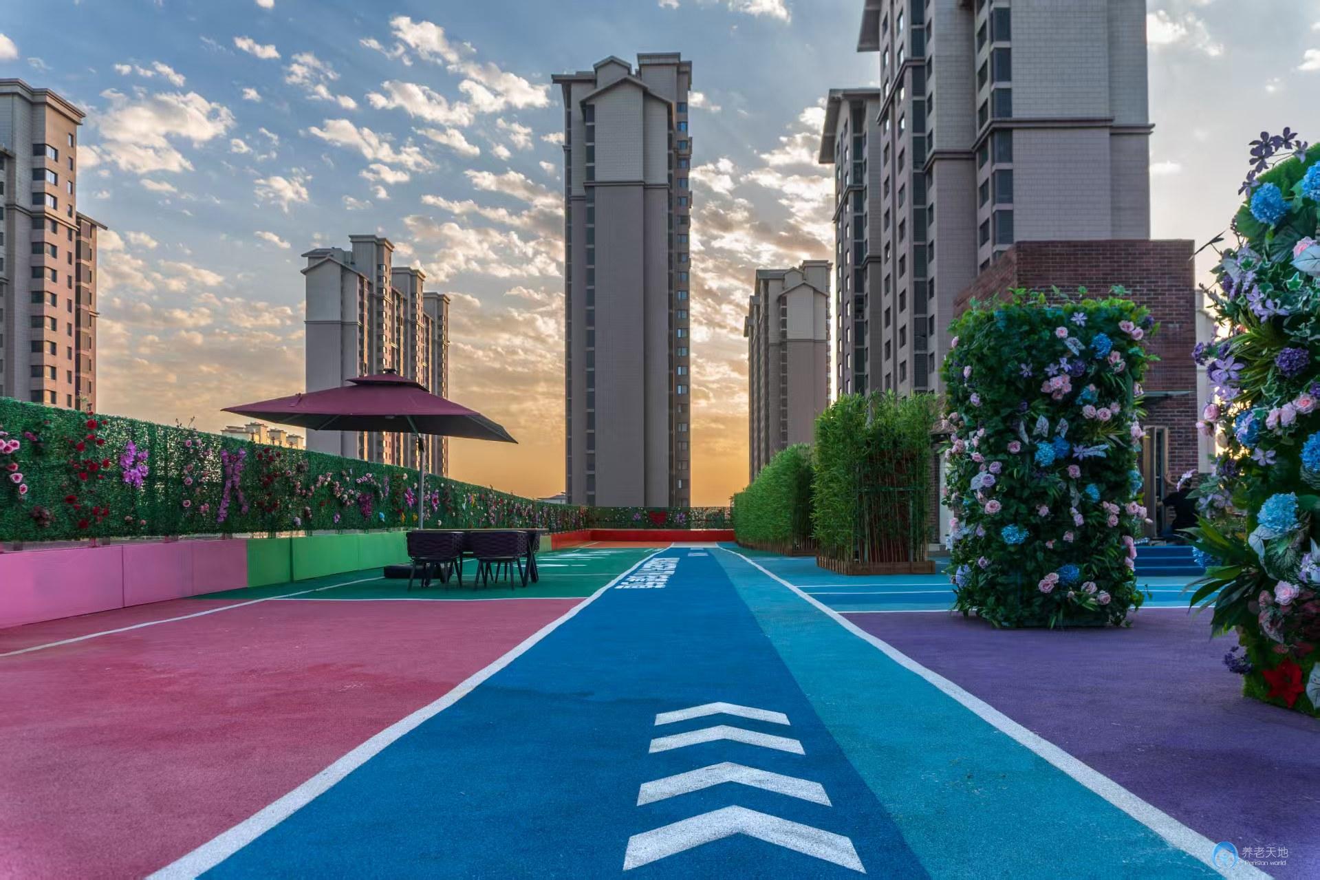 北京市通州區(qū)潞城鎮(zhèn)鵬瑞利婧信康護家園